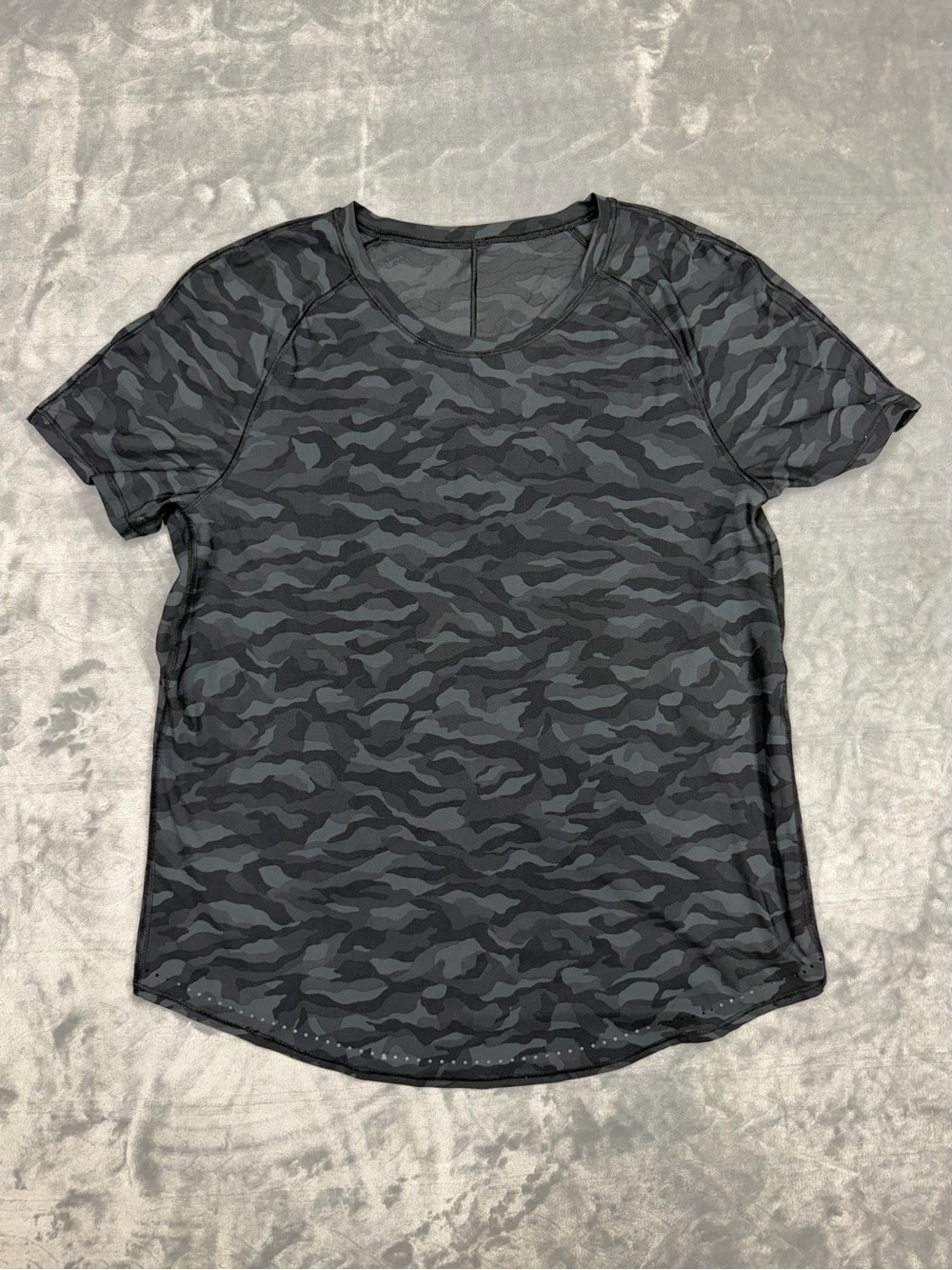 lululemon athletica Black and Gray Camo Short Sleeve Tee